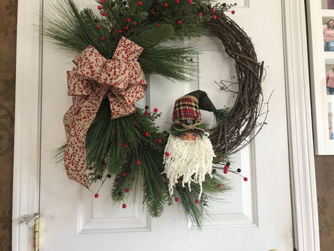 Country Santa /Berry Bow