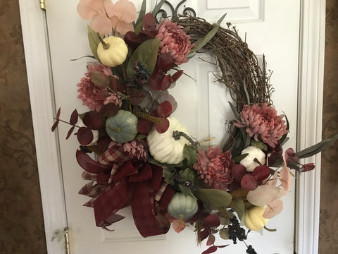 Dusty Rose Mums & Pumpkins