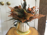 Cream Pumpkin/Pumpkins/Ferns/Evergreens