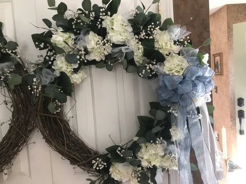 30” White Hydrangeas Wreath