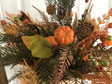 Cream Pumpkin/Pumpkins/Ferns/Evergreens