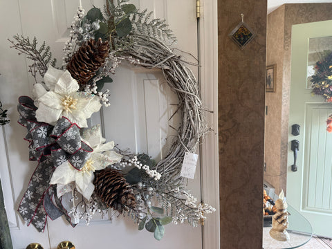 Grey Snowflake Bow/2 Velvet Poinsettias