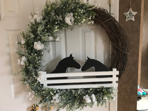 30” Horse Farm Wreath