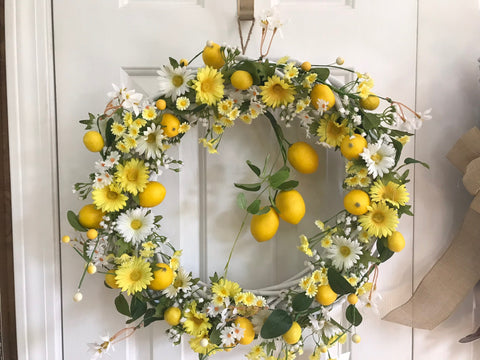 Lemons and Daisies