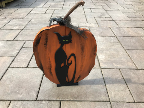 Wooden Jack O’lantern/Black Cat